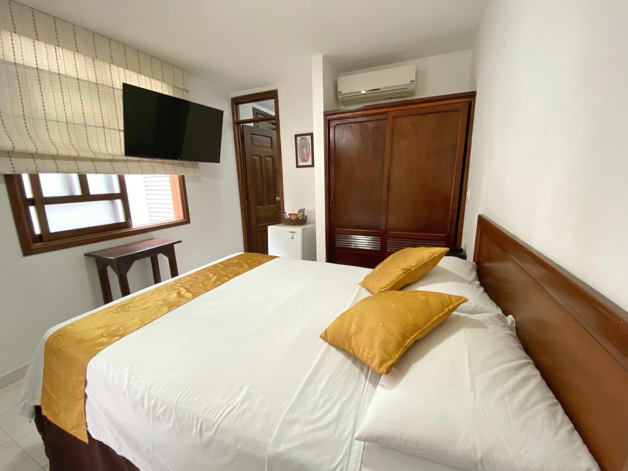 Hotel San Julian Buga Eksteriør billede