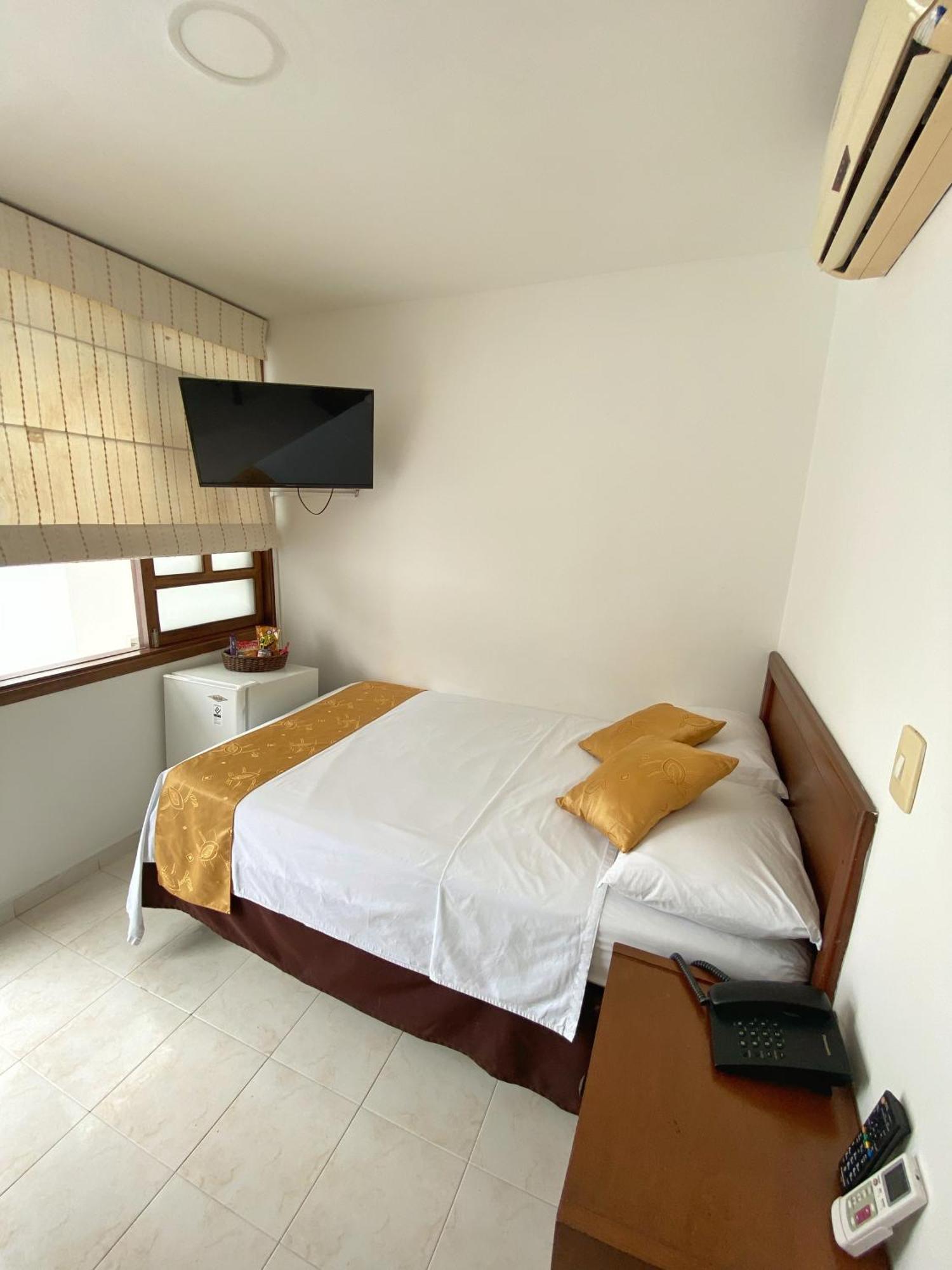Hotel San Julian Buga Eksteriør billede